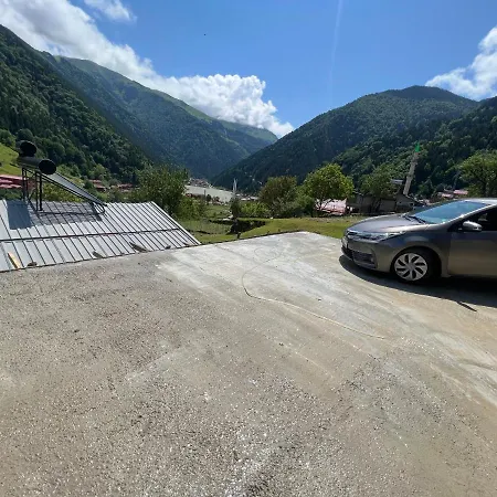 Cay Uzungol